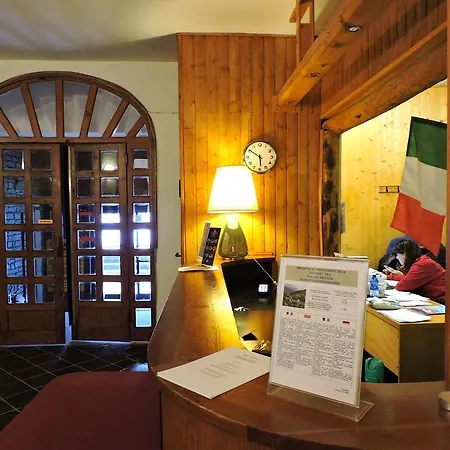 Della Luna 2* Torino