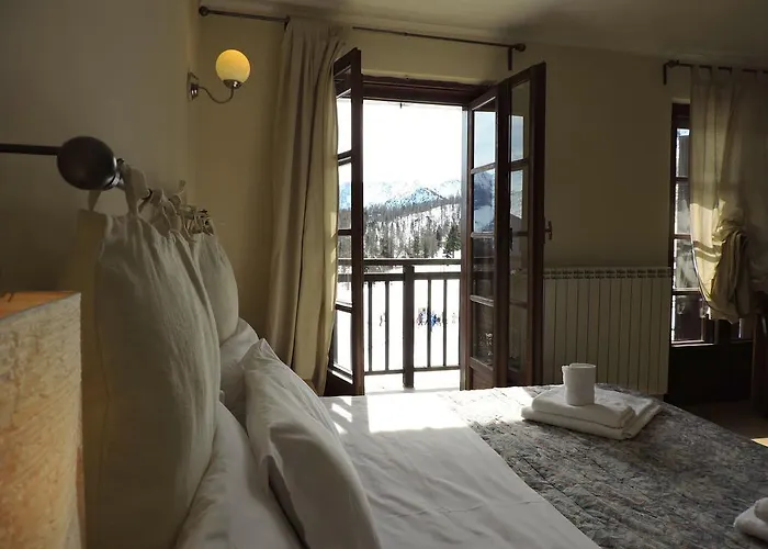 Della Luna Hotel