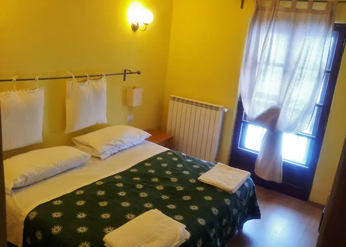 Della Luna Hotel