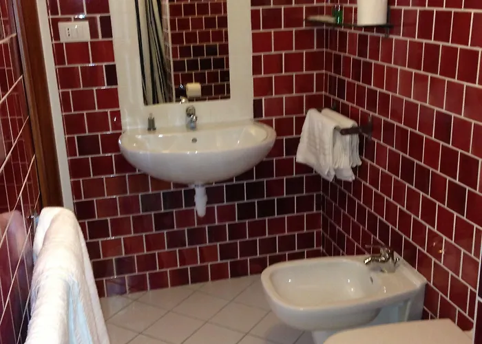 Della Luna 2* Torino