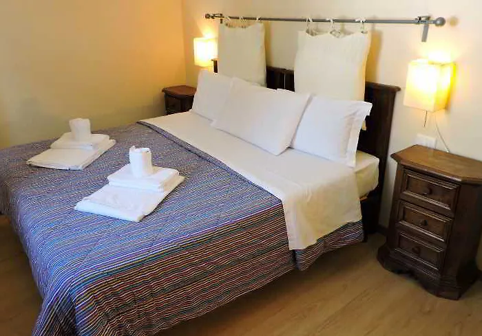 Della Luna Hotel 2*